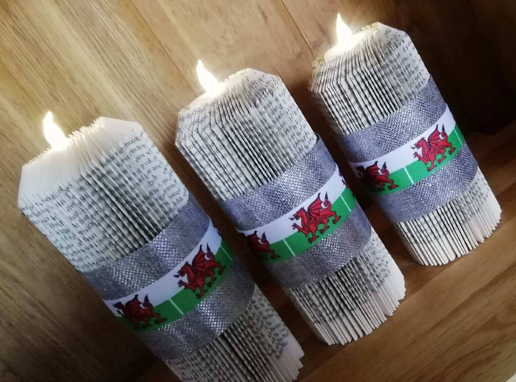 Book Fold Candles WALES / DRAGON