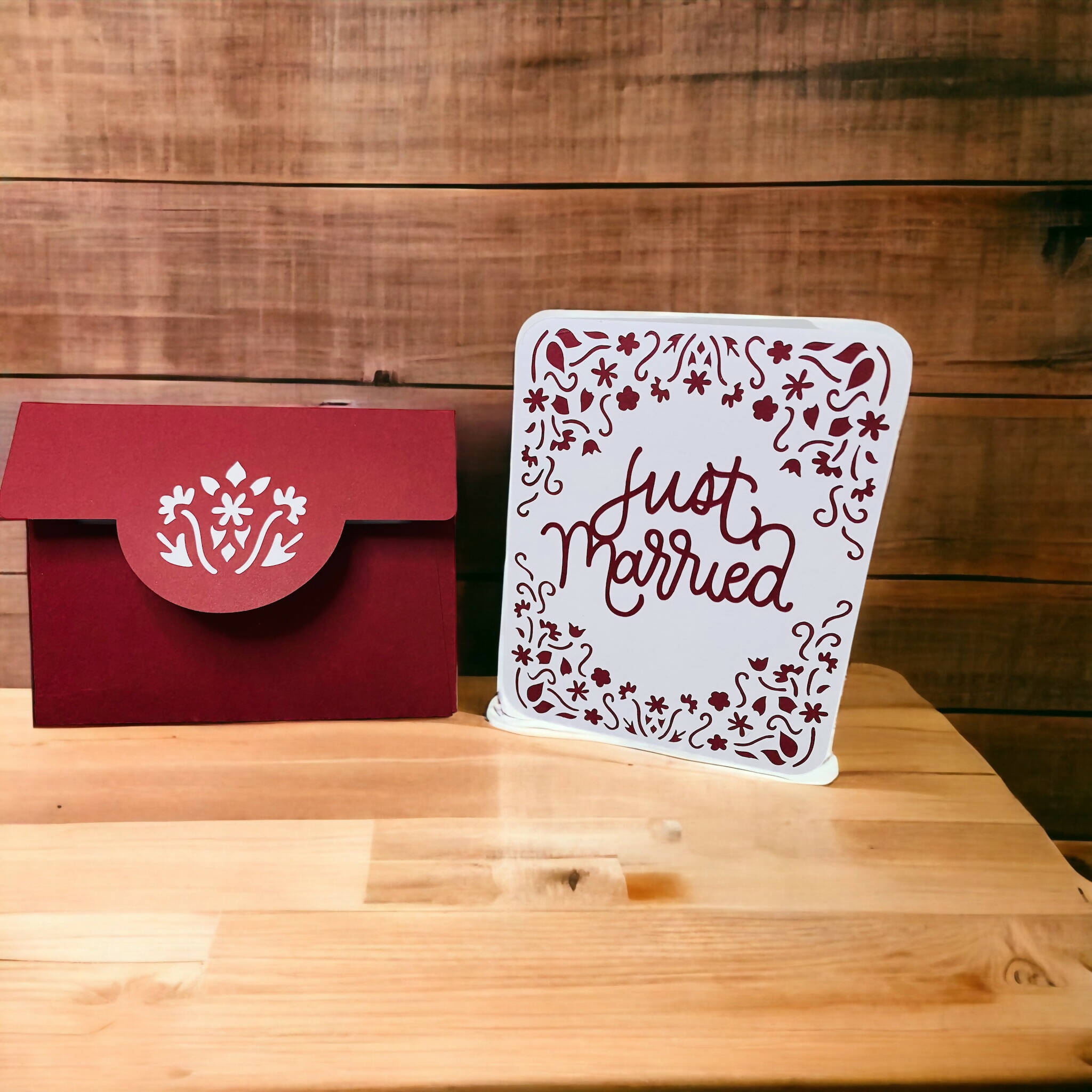 Jam Intricate just married card and envelope