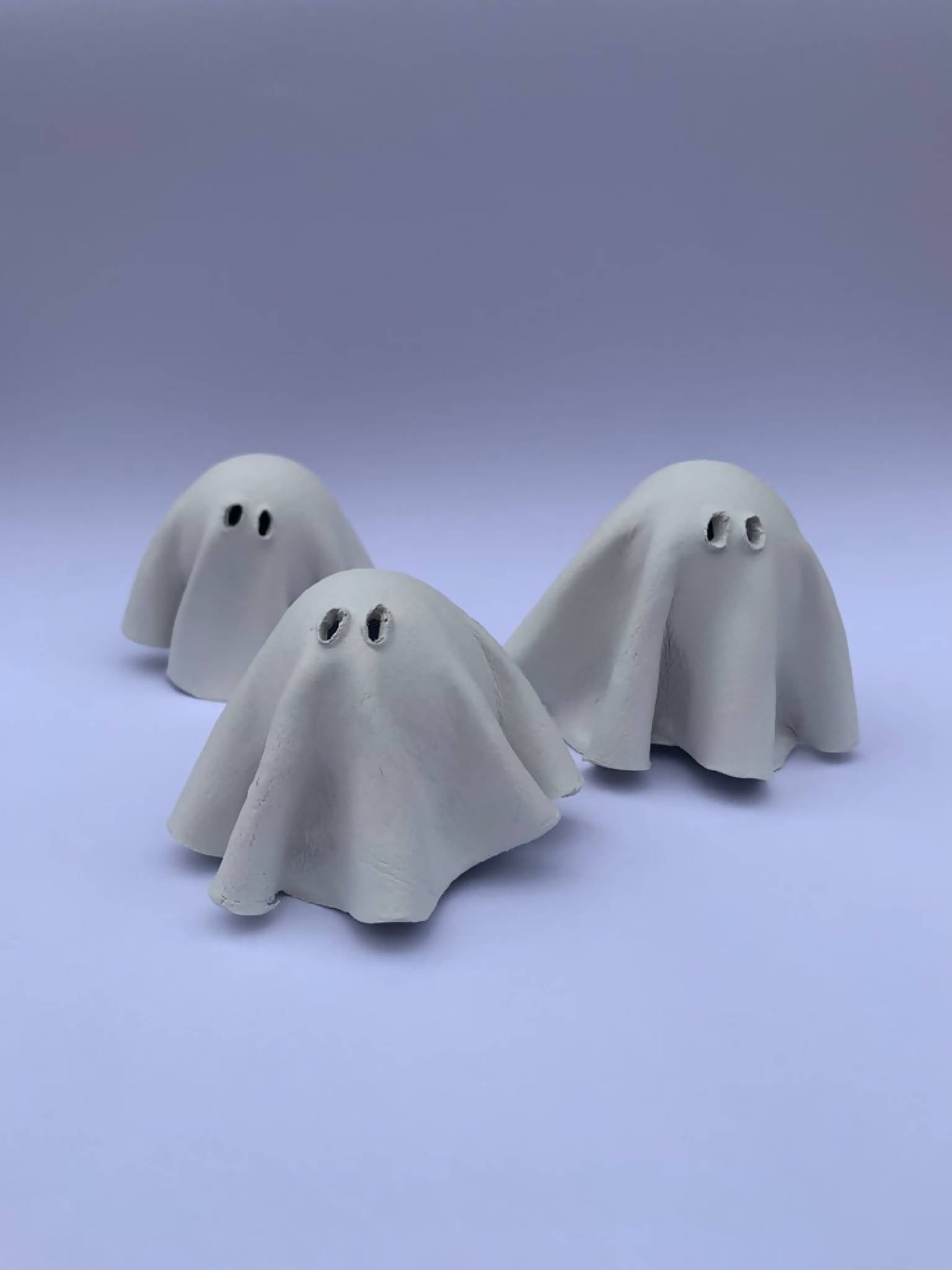 Little Ghostie Heart of Gold Halloween battery operated tealight holder Ghost