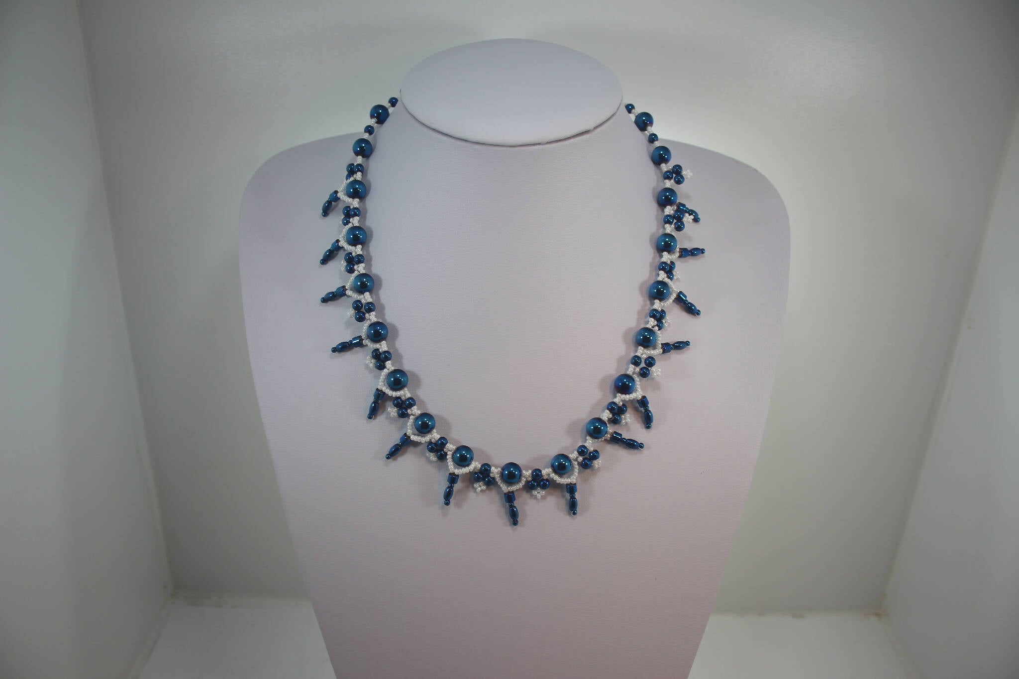 Hematite blue gemstone necklace (220)