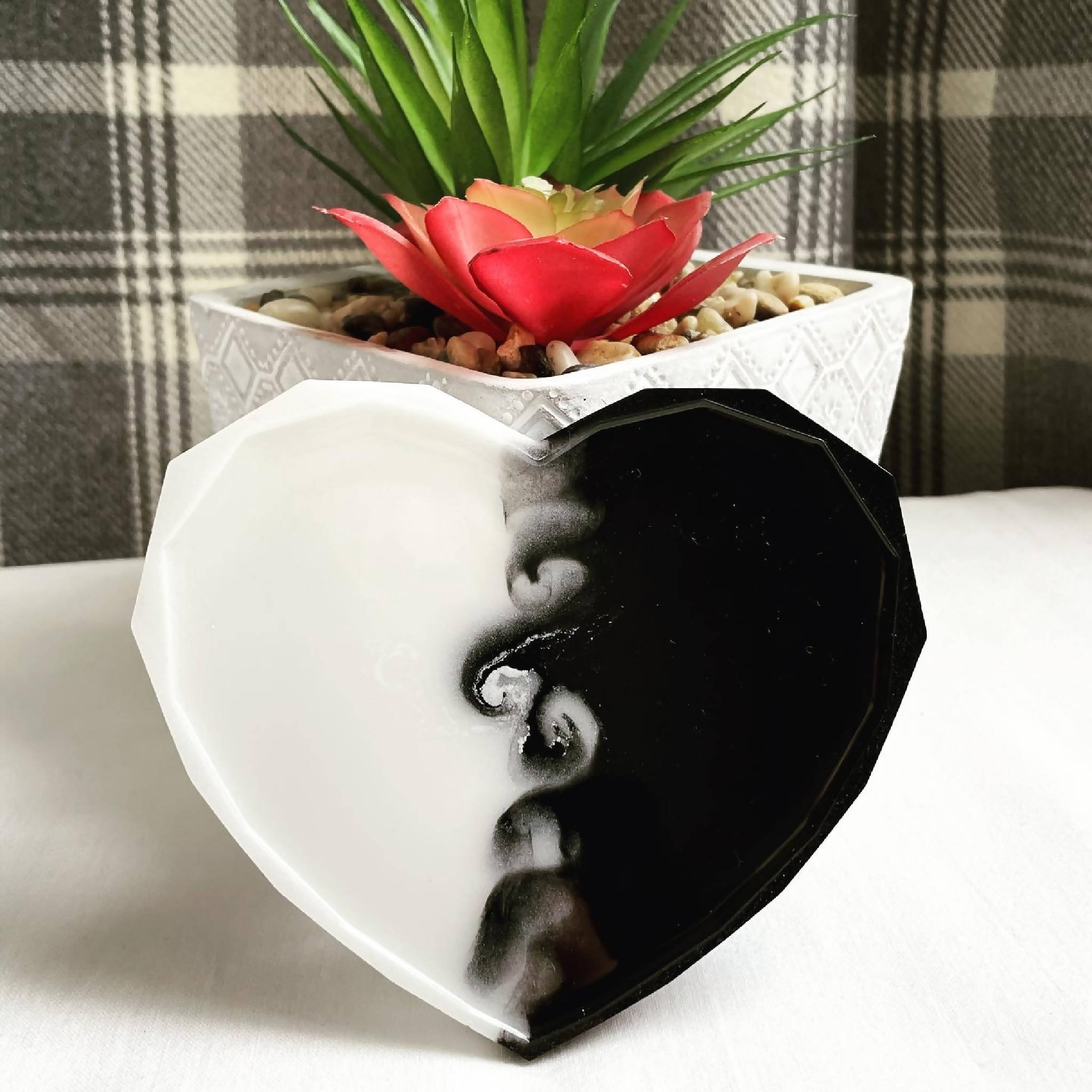 Black and White Heart Shaped Rhombus Resin Coaster
