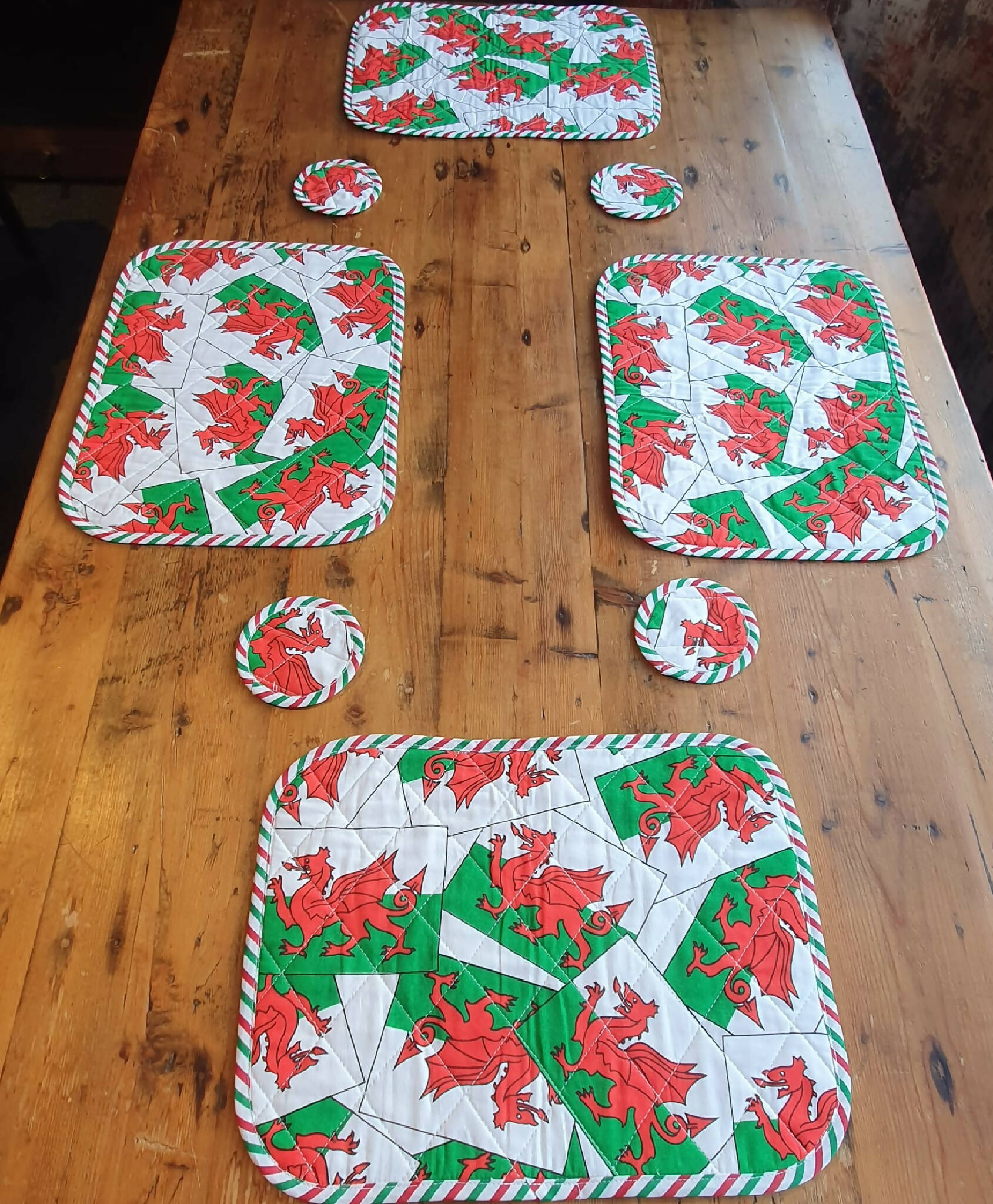 100% cotton fabric Welsh Dragon placemats and coasters