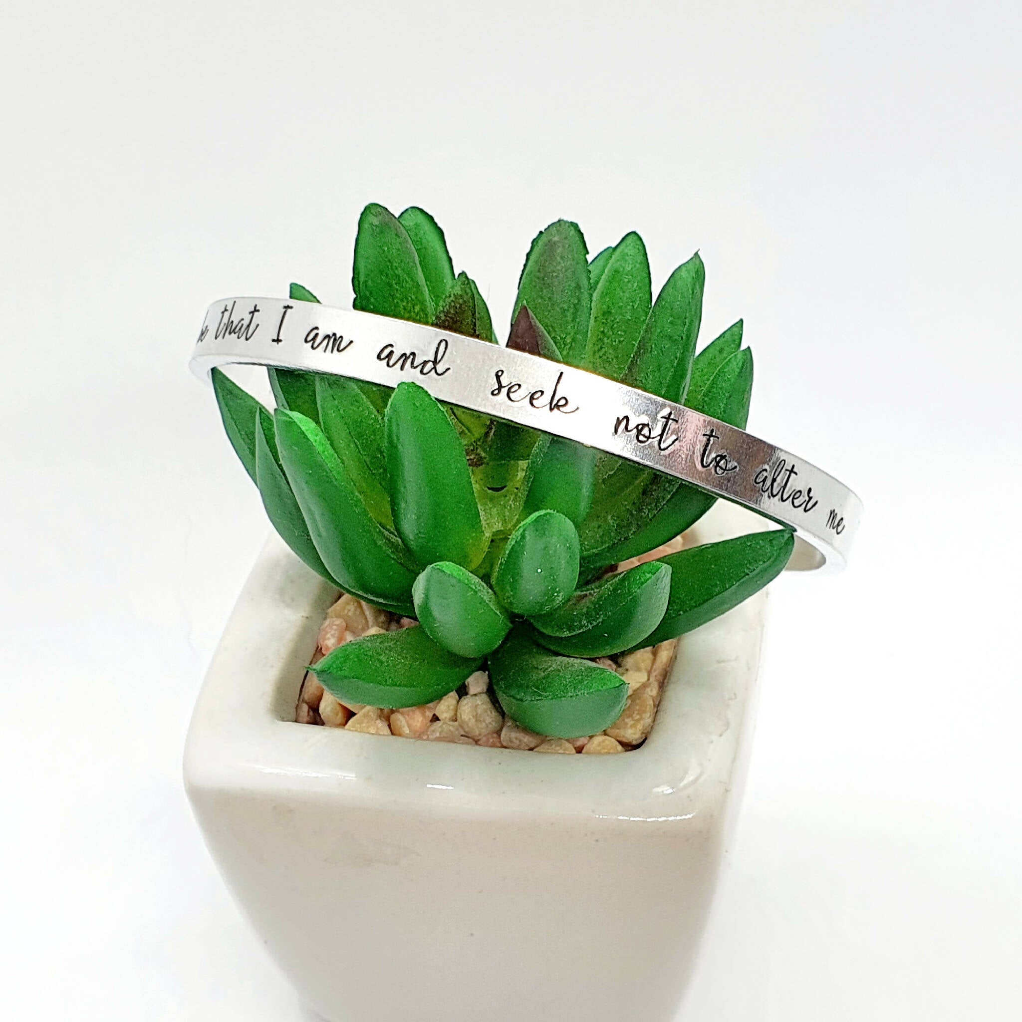 Much Ado About Nothing 'Let me be that I am and seek not to alter me' Aluminium William Shakespeare Quote Cuff