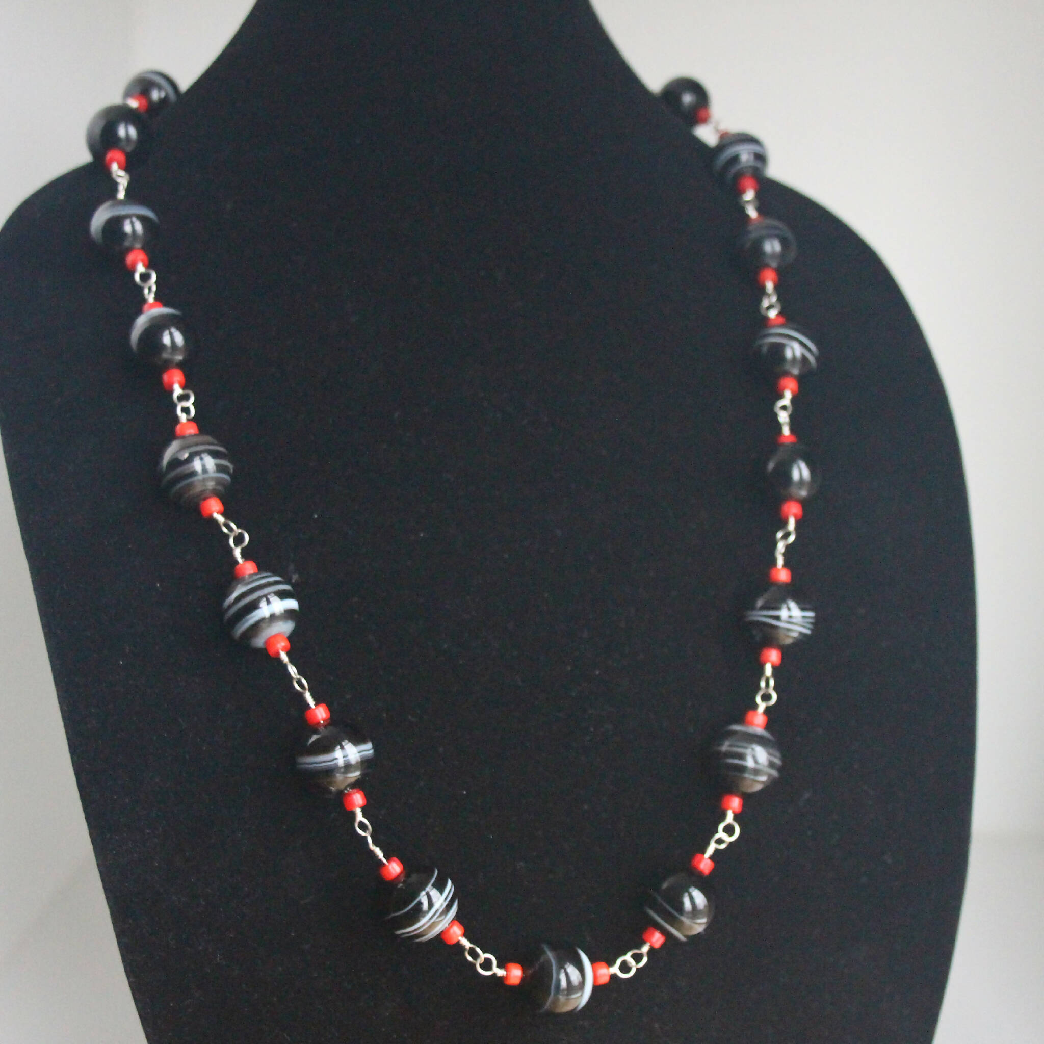 Black Agate Gemstones with red Sea Bamboo beads (113)