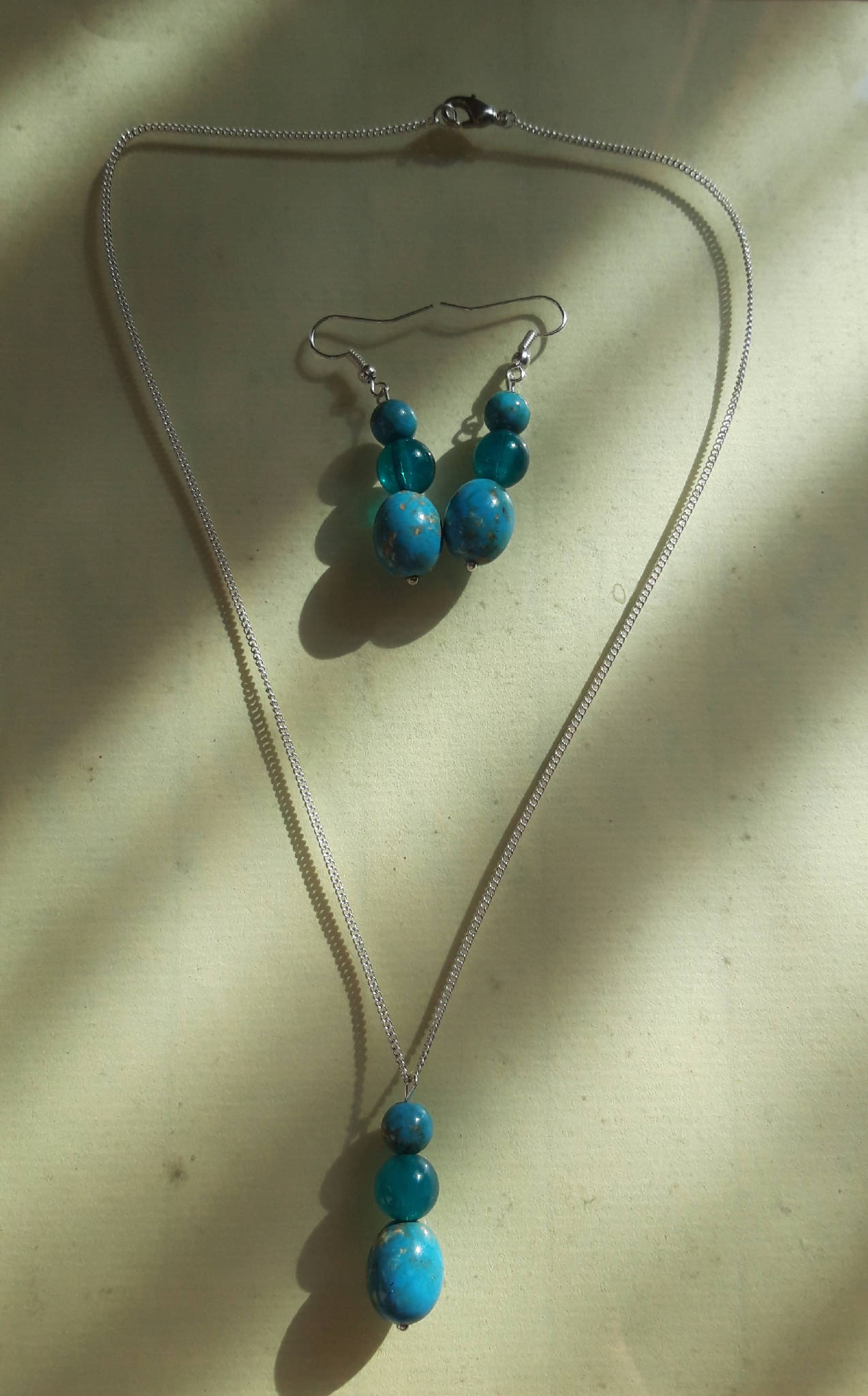Blue necklace and earring set