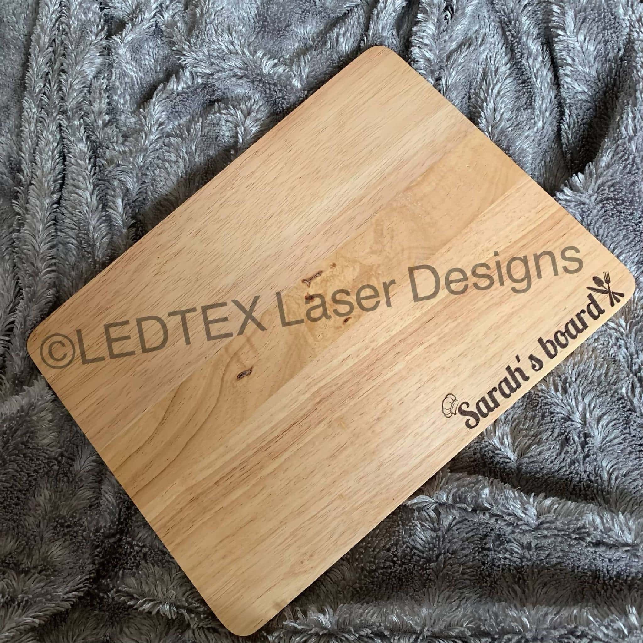 Personalised chopping board - chefs hat design